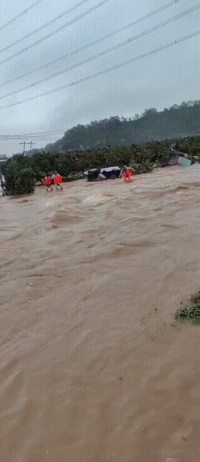 梦见本身
顺遂
游过大河对岸（梦见本身
顺遂
游过大河对岸好不好

）